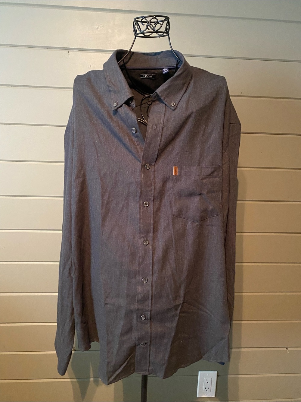 Izod Men's Button-Down Shirt in Charcoal Gray